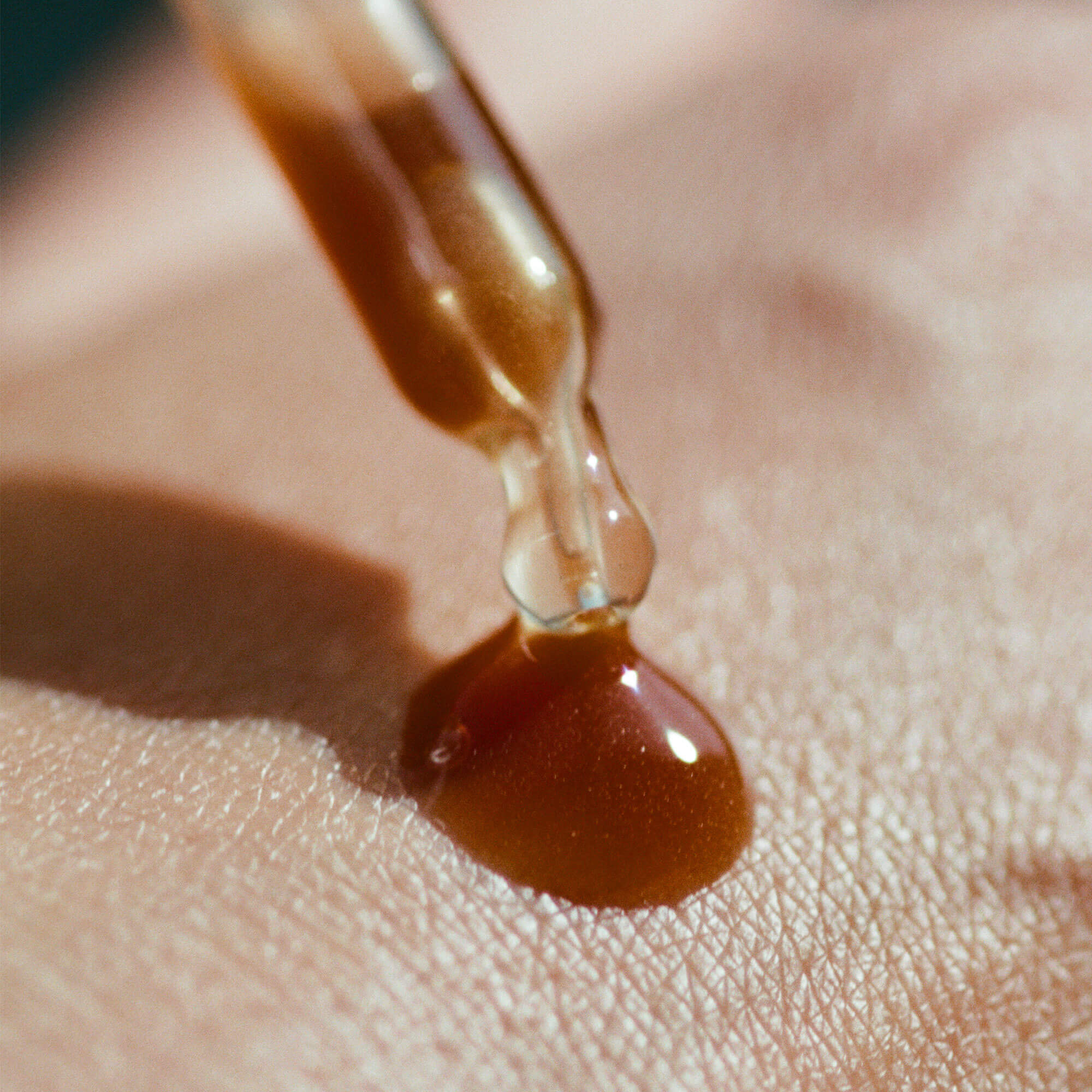 Rejuvenating Hand Sérum Régénérant Mains 273