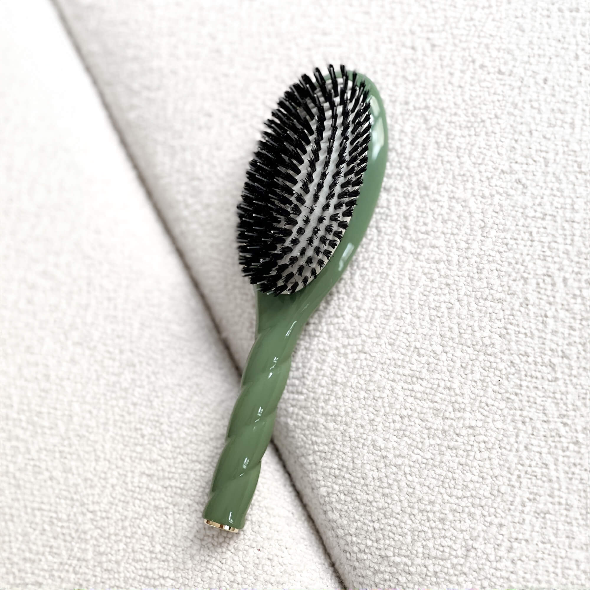 La Brosse N°02 L’indispensable Soin et Démêlage Vert Amande